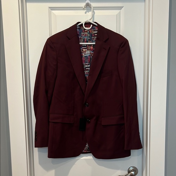 Alton Lane Mercantile Jacket Tailored Fit in Burgundy - Picture 2 of 7